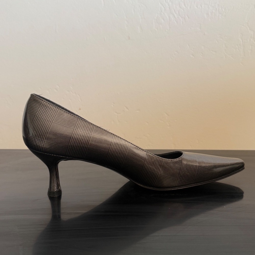 Stuart Weitzman Vintage Grey Plaid Pumps 2.5" Kitten Heel Square Toe  Size 7 - Picture 5 of 11